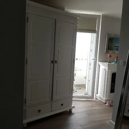 Moderne Ferienwohnung Mit Meerblick Lejlighed *